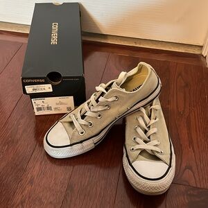 Converse Grey low cut